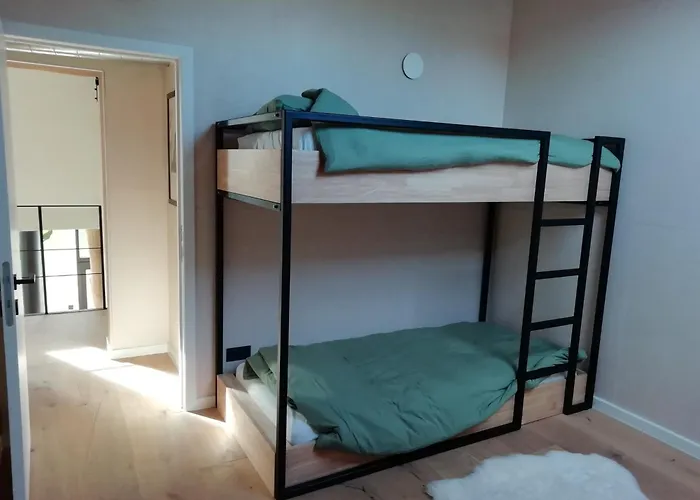 Luxury Eco With Large Garden And Lots Of Light 度假居